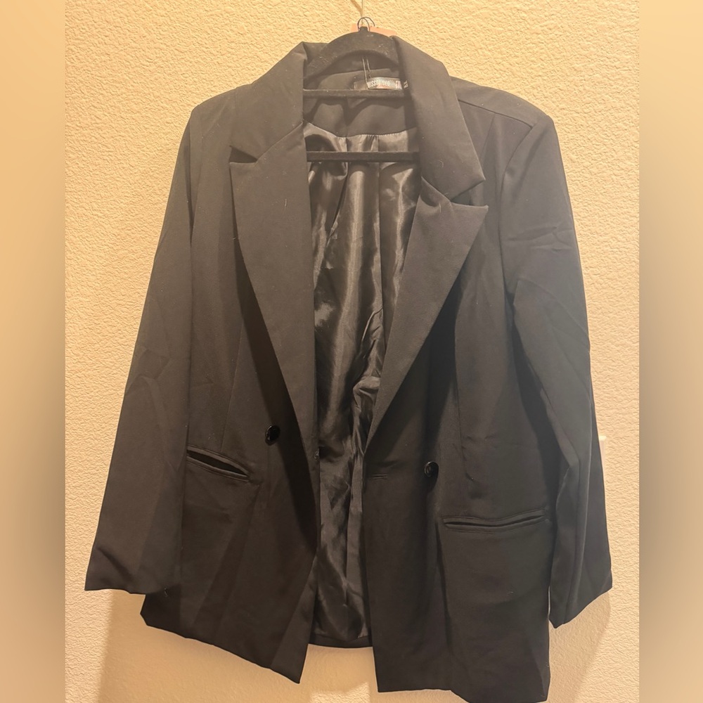 Black Missguided Blazer